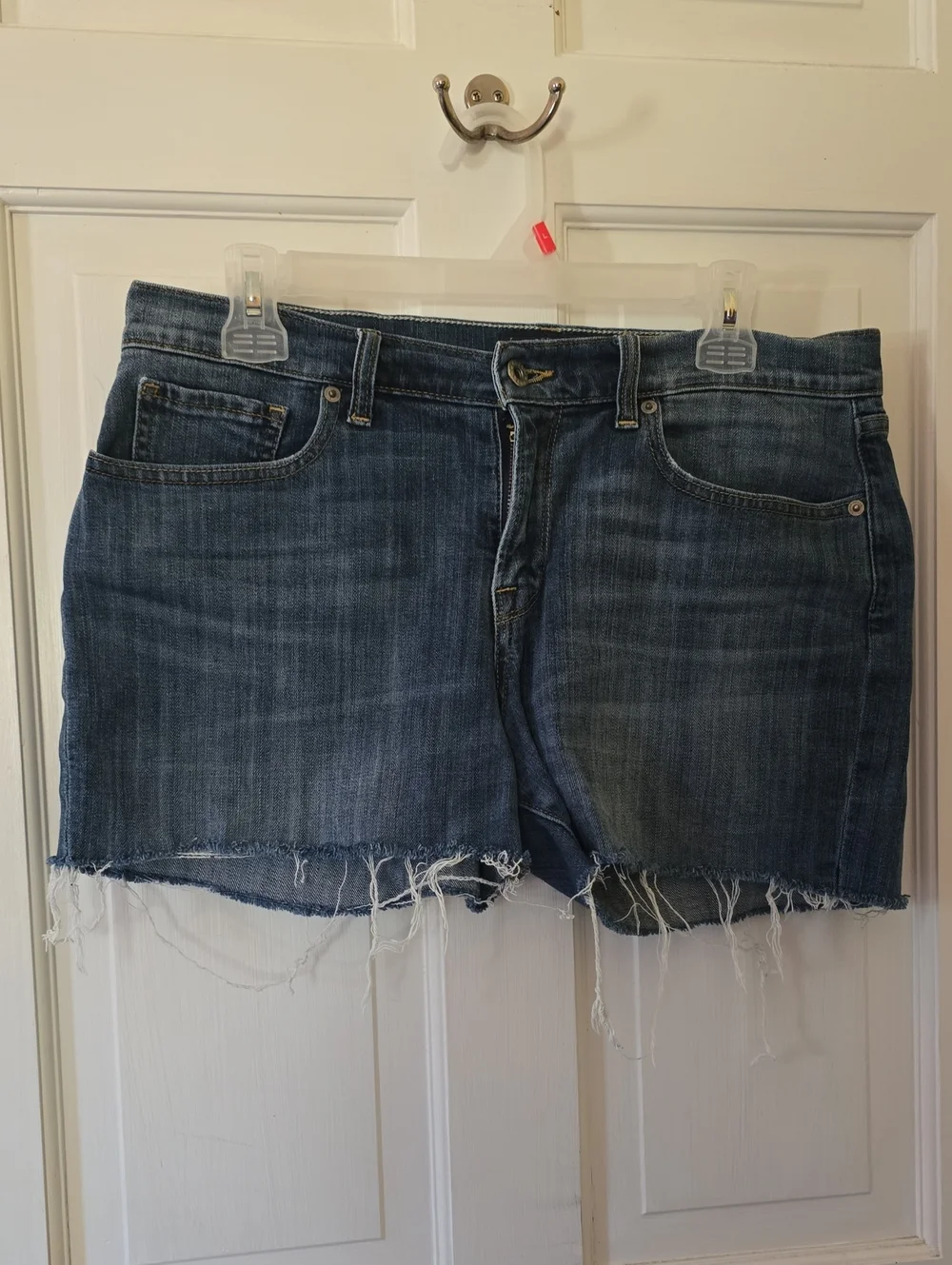 Lucky Brand Raw Hem Dark Blue Denim Shorts Size 10/30